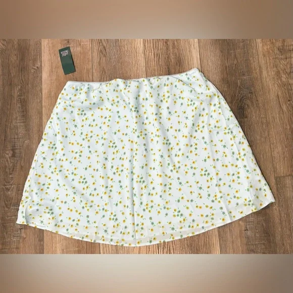 Wild Fable Light Blue Floral A-Line Skirt - Picture 2 of 2